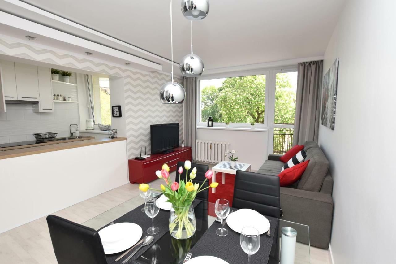 Apartament Rosso Apartment Torun Ngoại thất bức ảnh